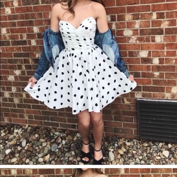 Sherri Hill Sadie Robertson Strapless Dress - Picture 2 of 3